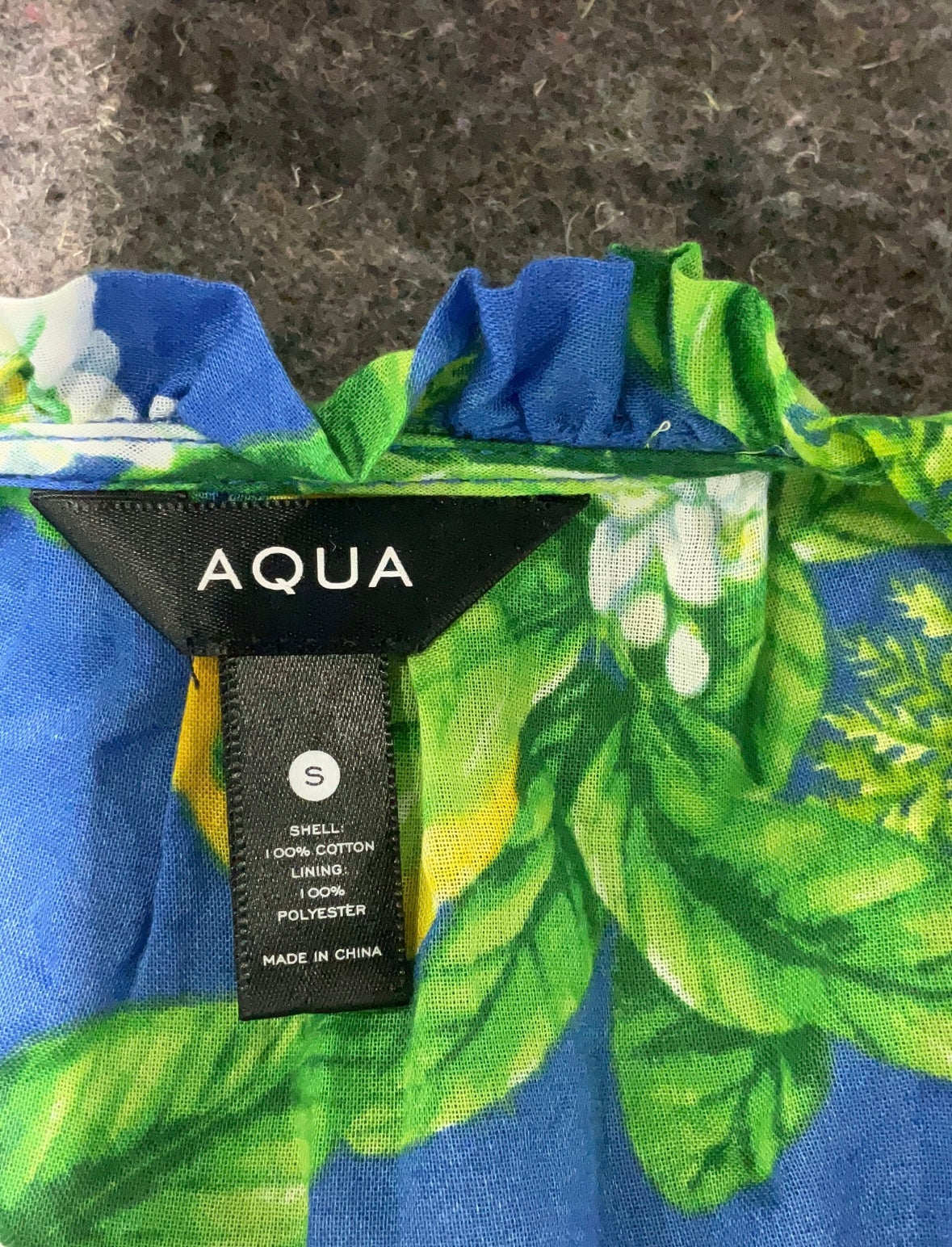 AQUA Women's Italian Summer Top (Size S)