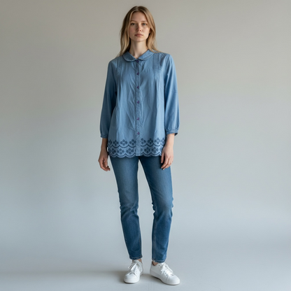 Forever 21 Women’s Embroidered Top (Size S)