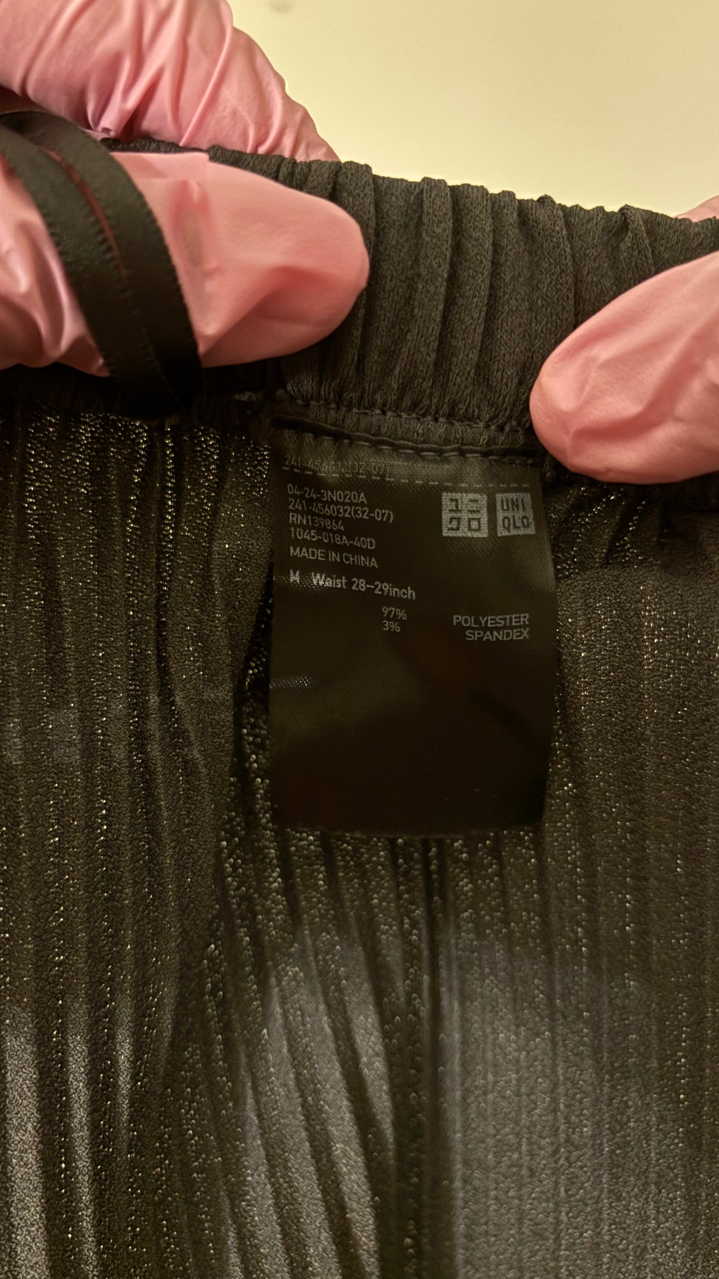 UNIQLO Women's Chic Pleated Pants (Size M)