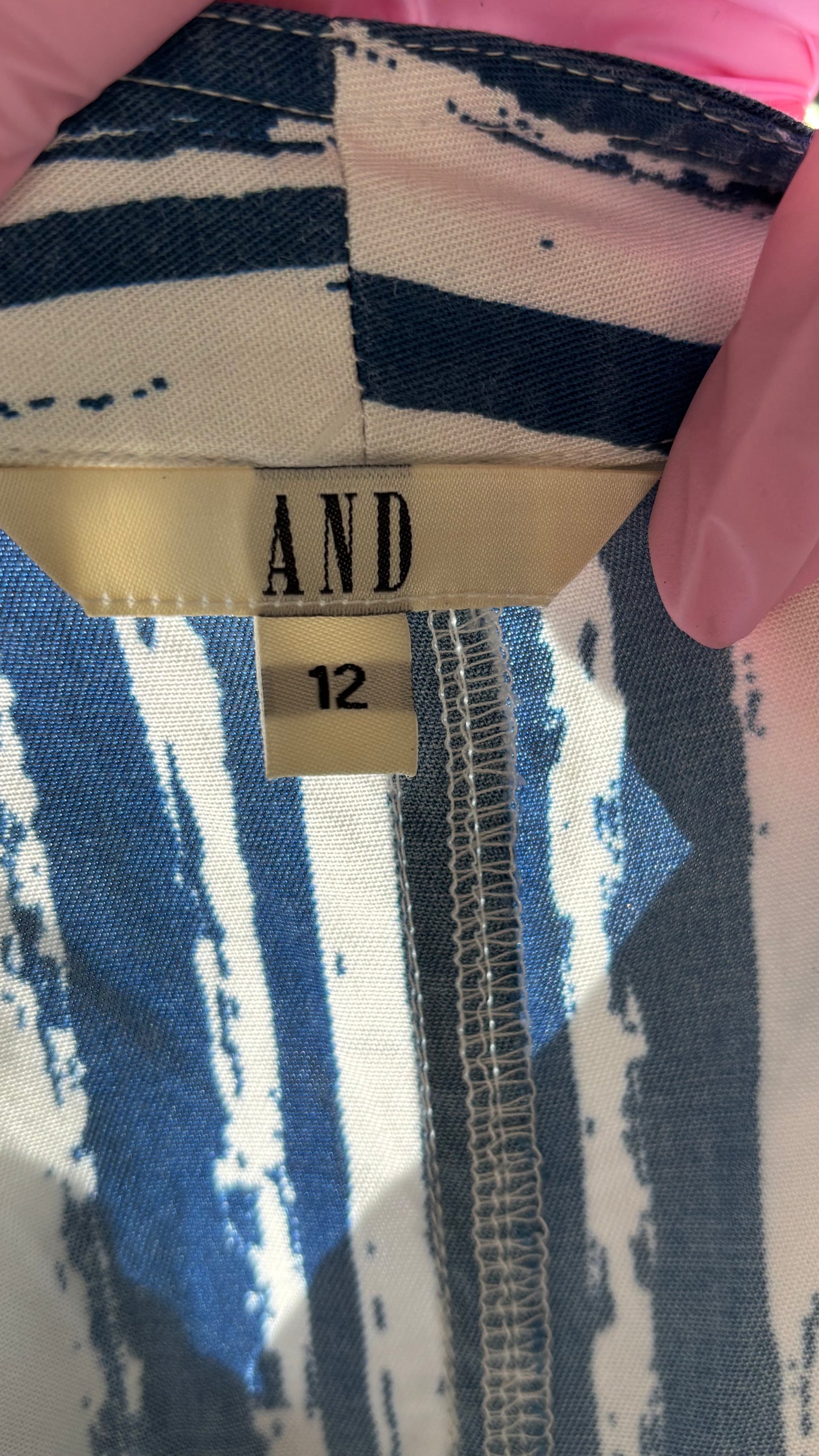 AND Women's Top (Size M)