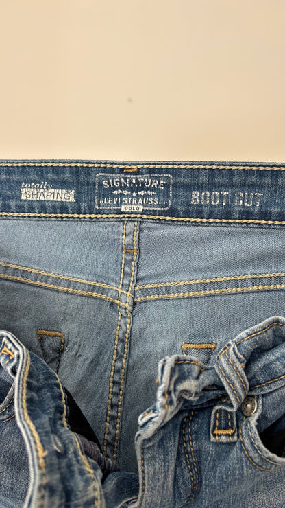 Signature by Levi Strauss & Co. Women's Jeans (Size S)