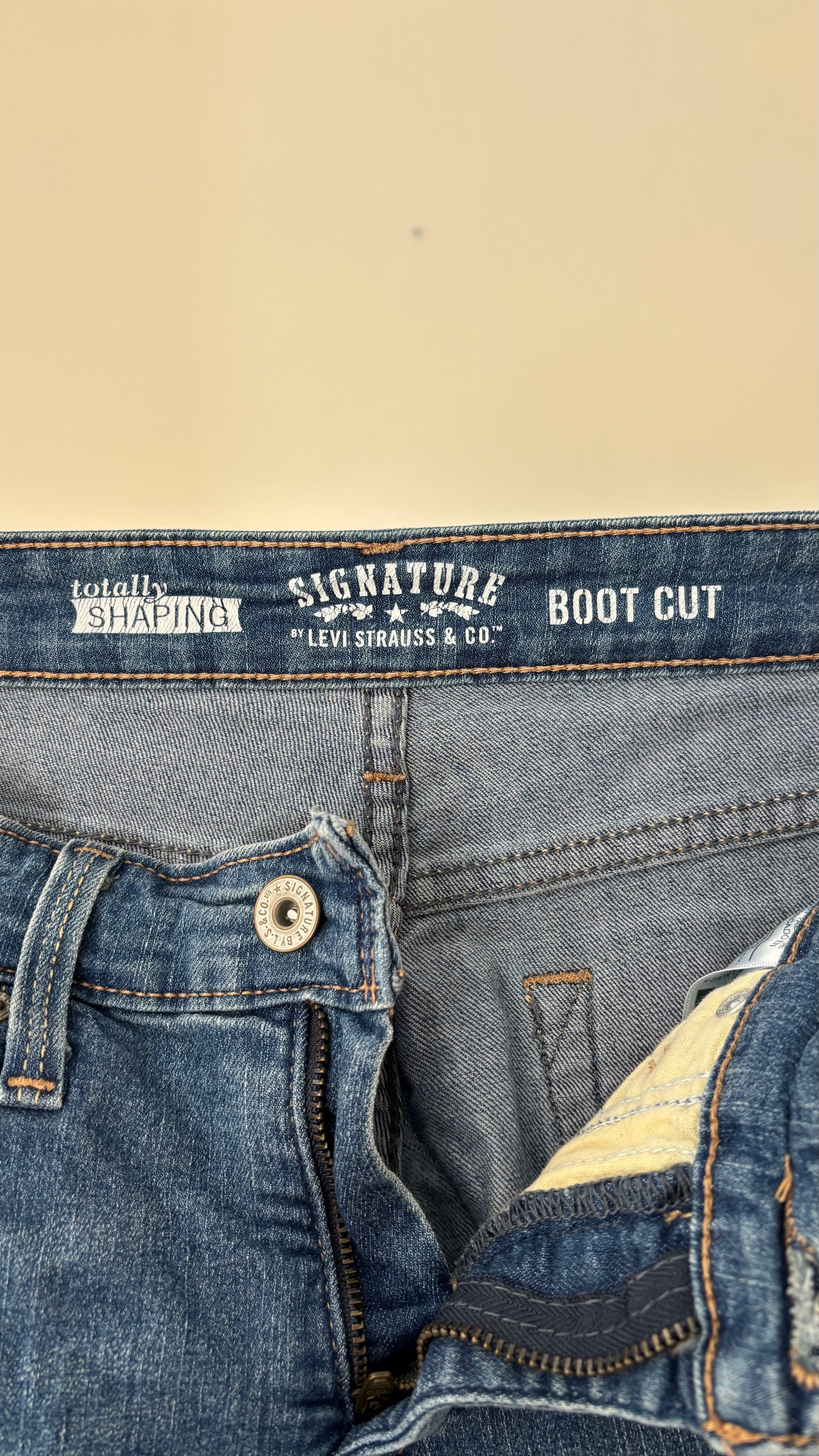 Signature by Levi Strauss & Co. Women's Jeans (Size S)