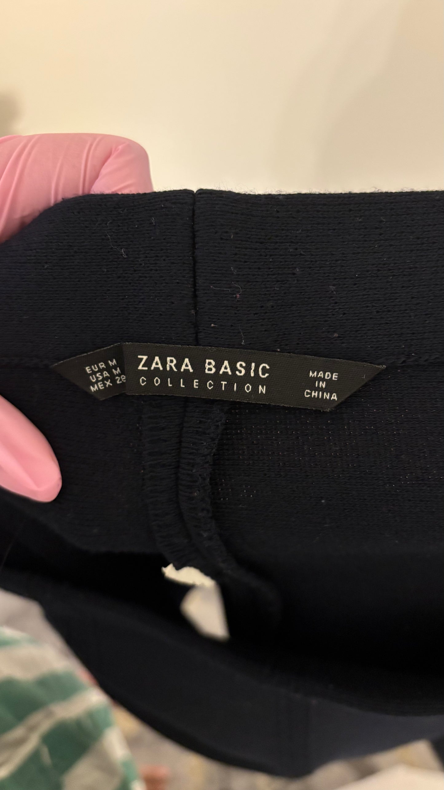 Zara Women's Mini Skirt (Size M)