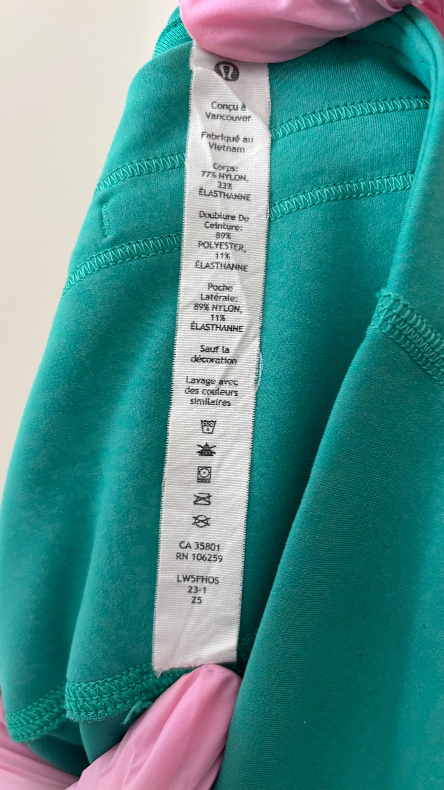 Lululemon Gym Leggings (Size M)