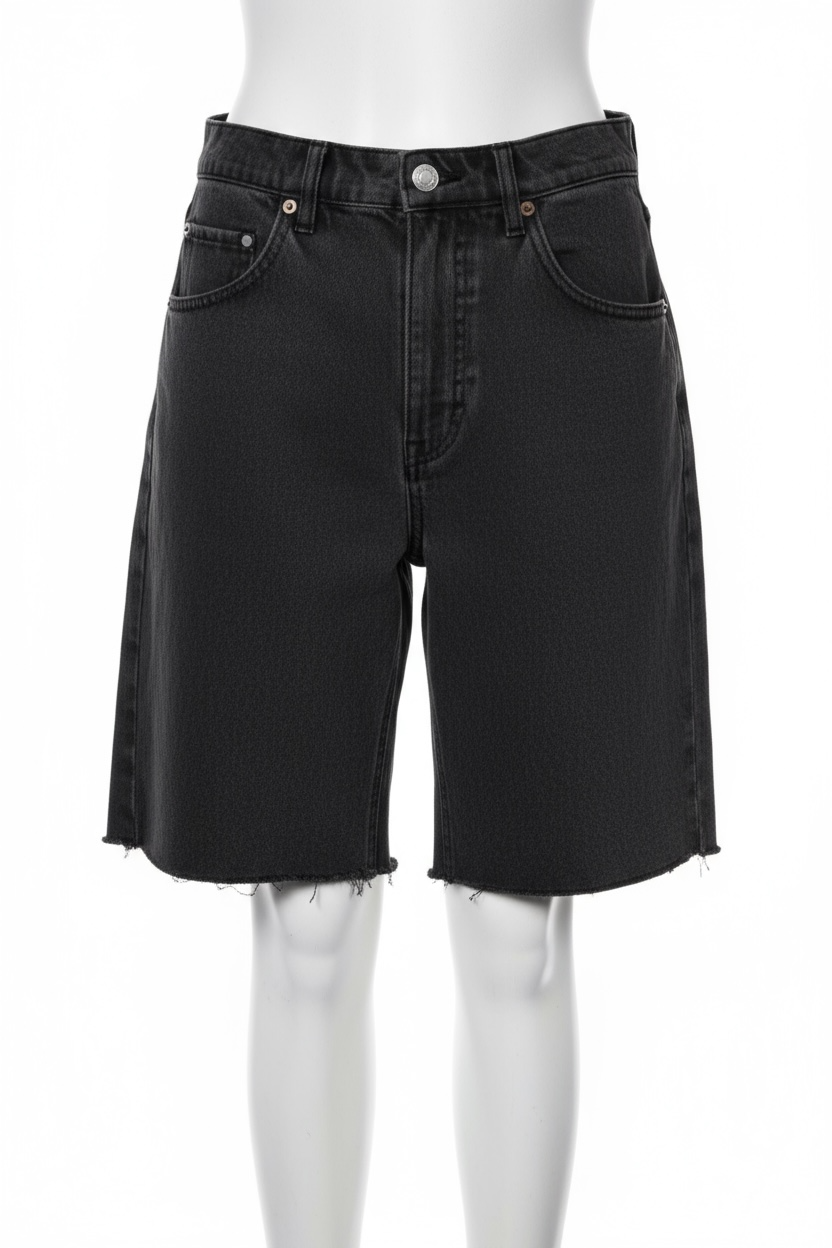 H&M Women's Denim Shorts (Size M)